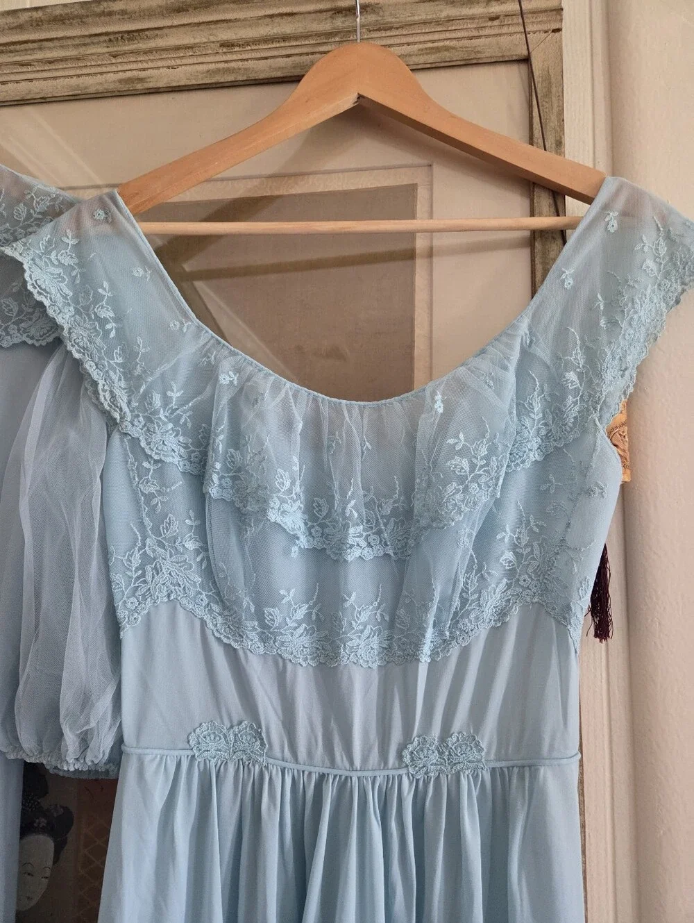 Vanity Fair measurements fit robe